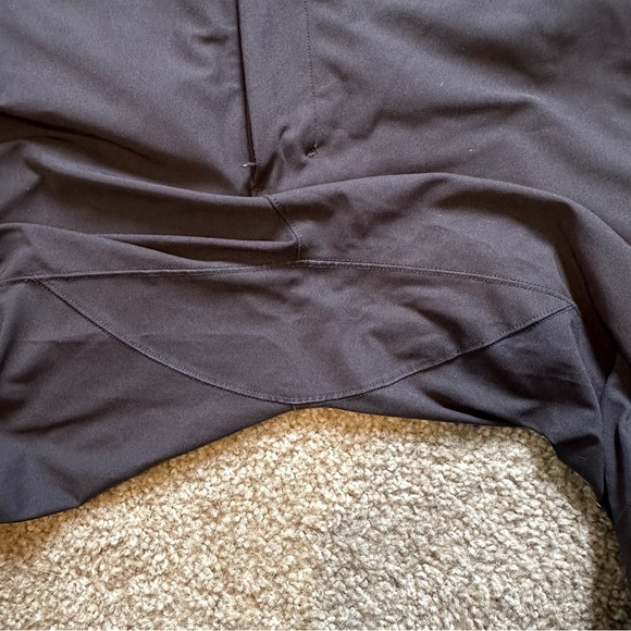 Lululemon Black Commision Pant Classic 32" - Picture 9 of 9